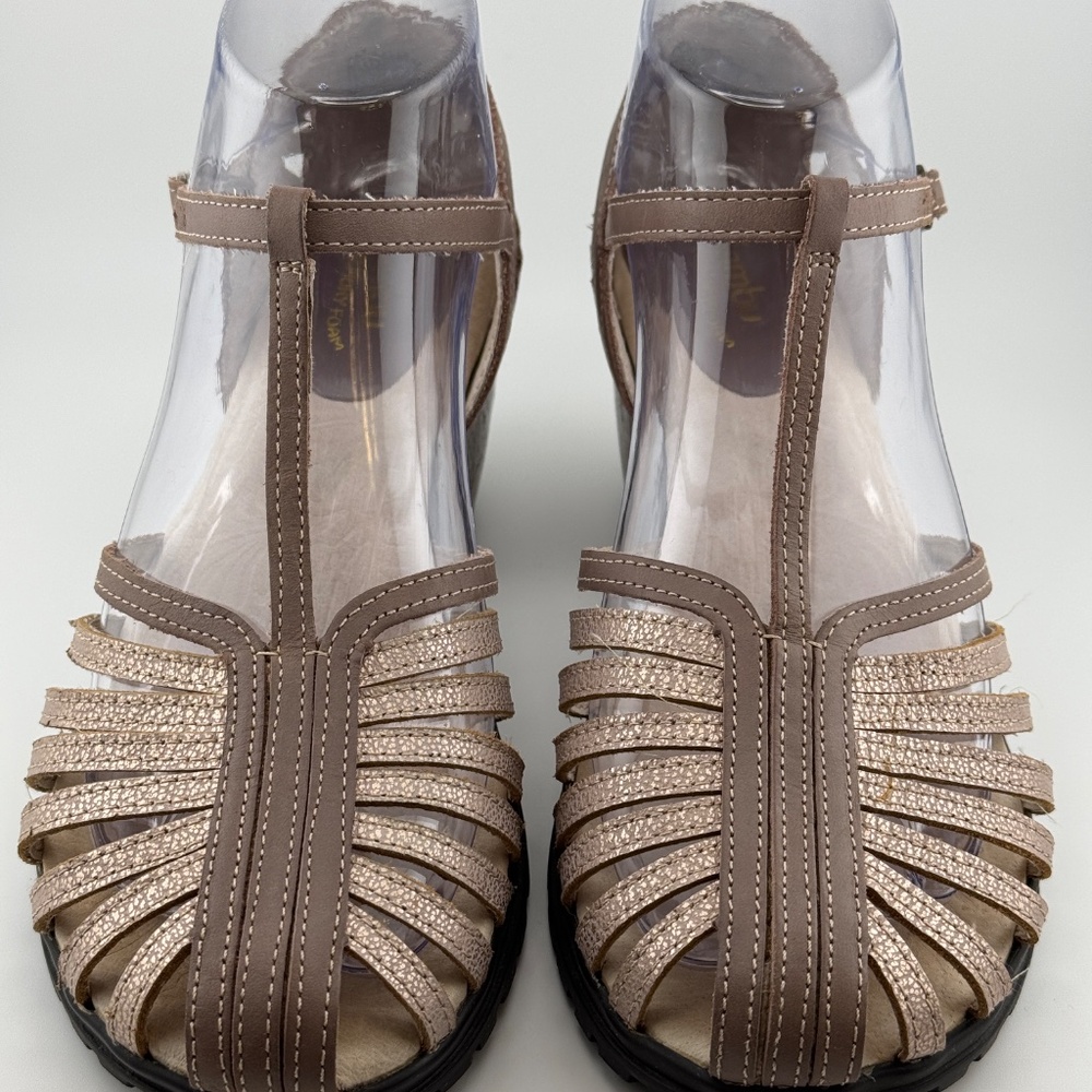 Jambu Women's Leather Memory Foam Cream/Brown Sandals 7M